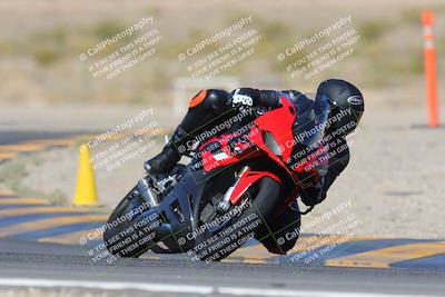 media/Apr-09-2023-SoCal Trackdays (Sun) [[333f347954]]/Turn 11 (10am)/